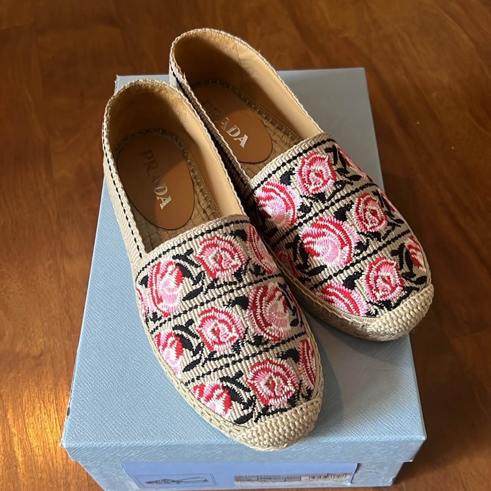 New Prada Embroidered Rose Espadrille size 36 - Picture 2 of 7